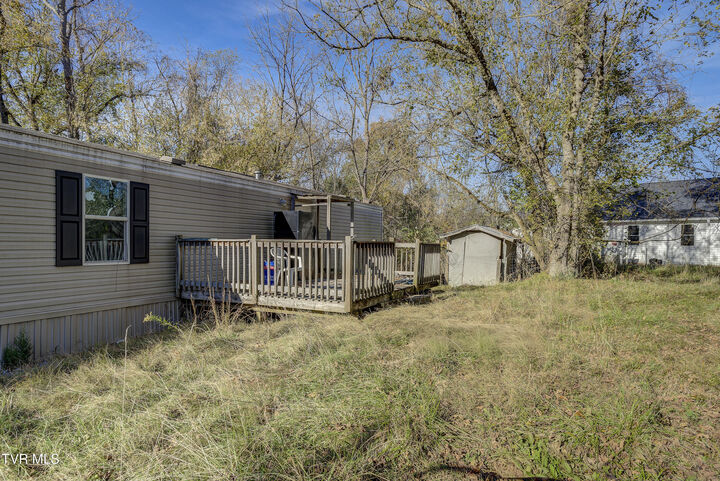 1607 Bristol Caverns Highway  Bristol TN 37620 photo