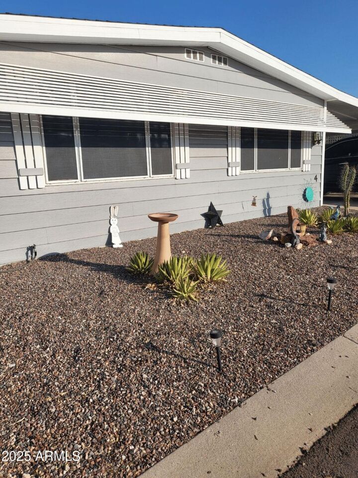 Property Photo:  2501 W Wickenburg Way 04  AZ 85390