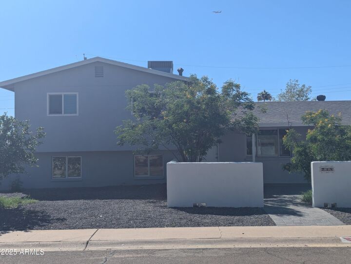 Property Photo: 715 E Taylor Street AZ 85288