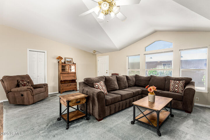 Property Photo: 868 E Tee Street AZ 85140