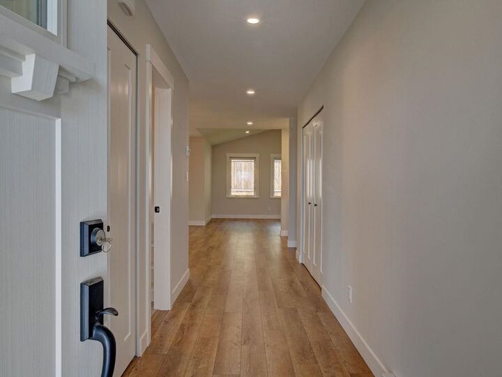 Property Photo: 1104 Celia Crescent BC V0N 1V7