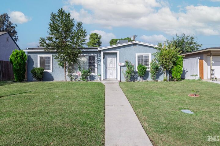 Property Photo: 1317 Edna Street CA 93304