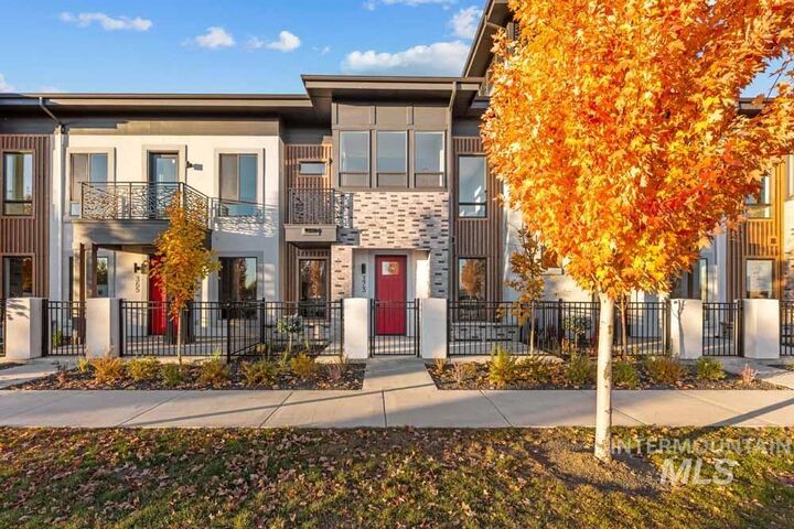 373 E Lombard Ln The Dayton  Eagle ID 83616 photo