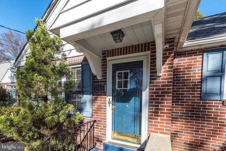 Property Photo:  2713 Beech Street  PA 19440