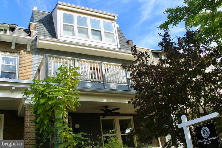 Property Photo:  1732 Bay Street SE 1  DC 20003 