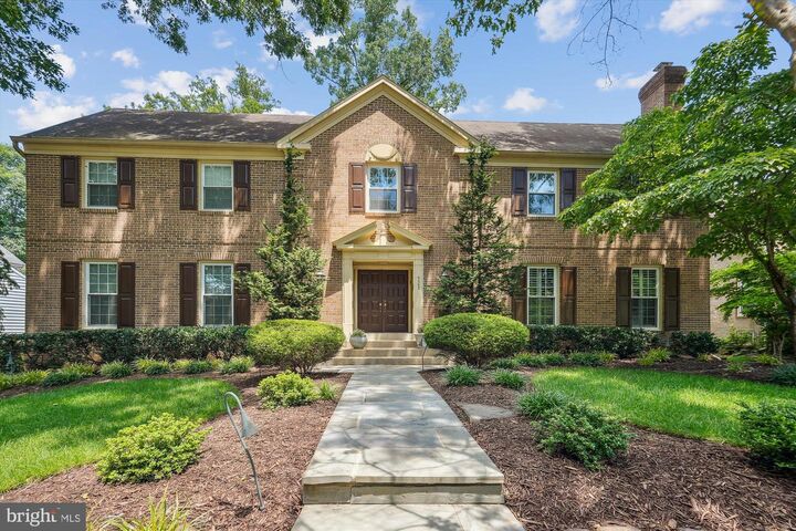 Property Photo:  9509 Windcroft Way  MD 20854 