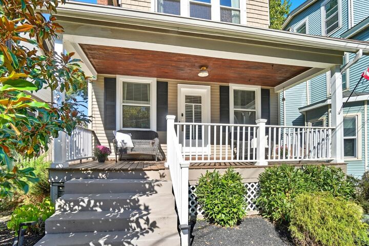 Property Photo:  3649 Besuden Court  OH 45208 