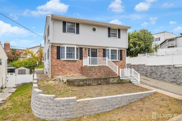 Property Photo:  523 Lefferts Street  NJ 08879 