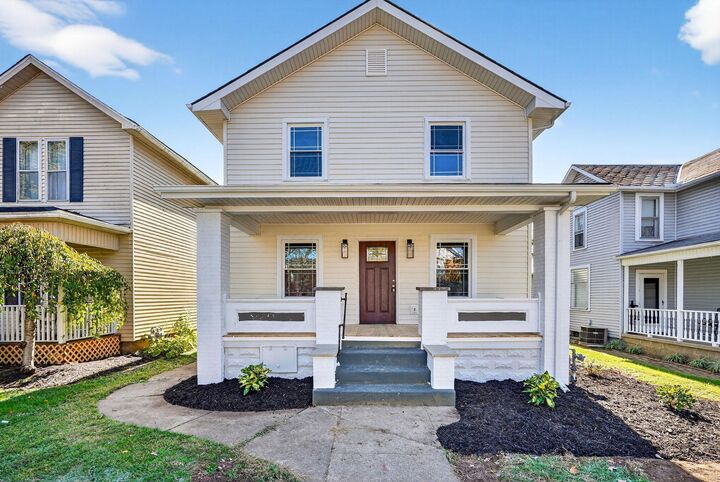 Property Photo:  620 E 5th Avenue  OH 43130