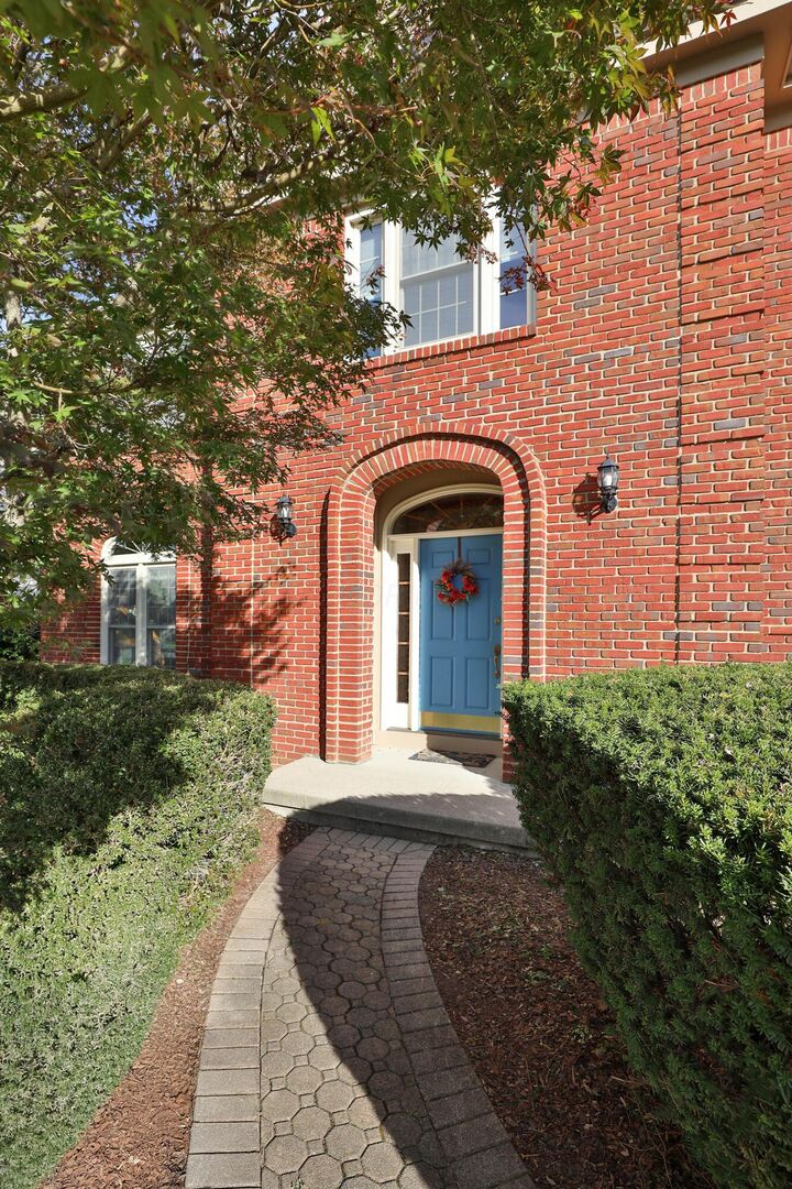 Property Photo: 13134 Wellesley NW Drive OH 43147