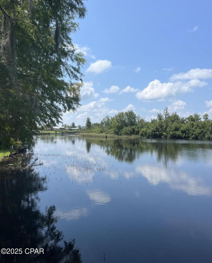 Property Photo: 9636 Indian Bluff Resort Lane FL 32466
