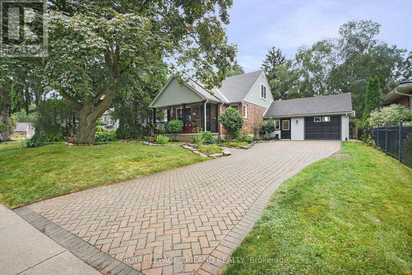 Property Photo:  87 Iroquois Avenue  ON N6C 2K7 