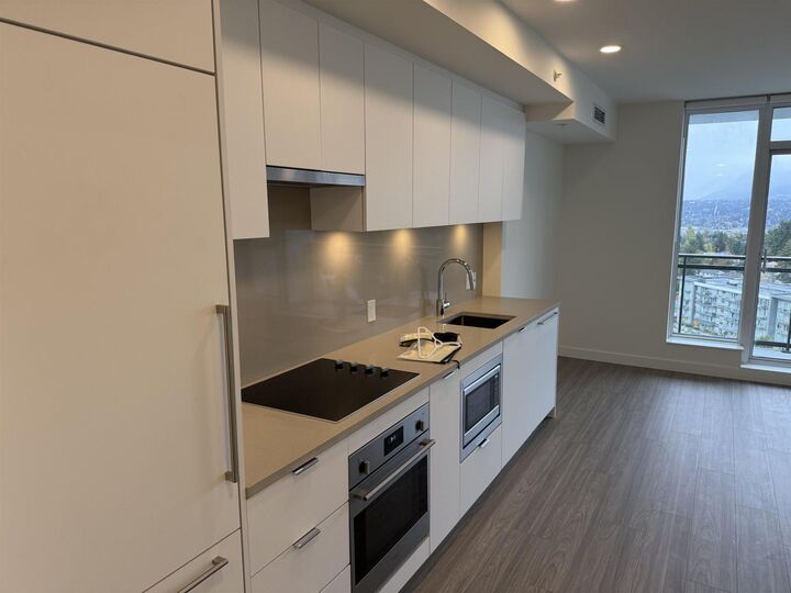 Property Photo: 13675 107A Avenue 1510 BC V3T 0X2