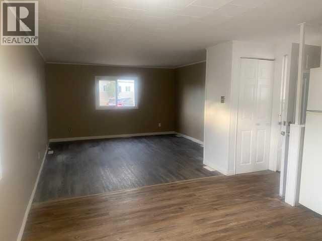 Property Photo: 52 Lake Stafford Crescent AB T0J 2A0