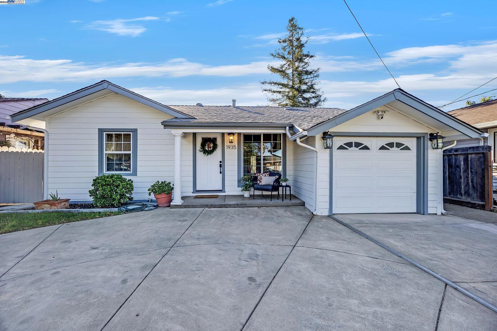 Property Photo: 1935 Pine St CA 94551