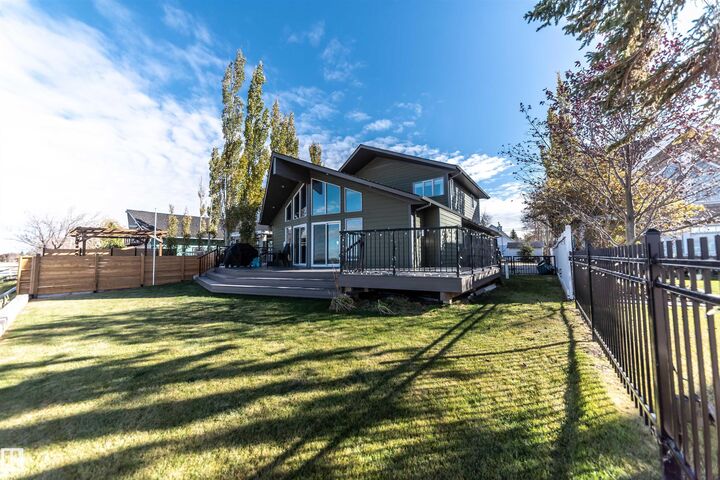 5123 51  Rural Lac Ste. Anne County AB T0E 0A0 photo