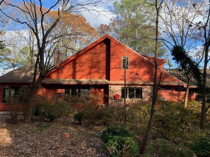 Property Photo: 9077 Henderson Ln VA 23405