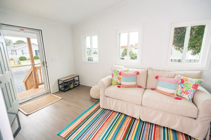 Property Photo:  8275 Seaweed Dr  VA 23336 