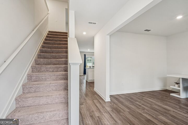 Property Photo: 529 Pemberton Street GA 30145