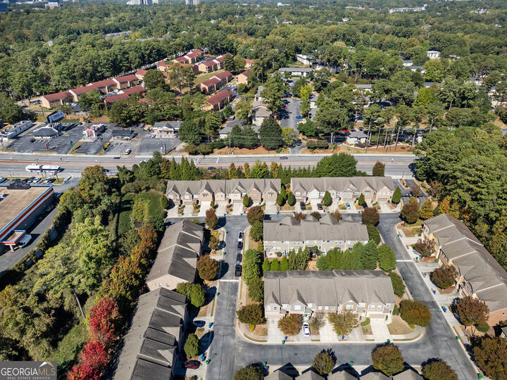 Property Photo: 2126 Knoll Place NE GA 30329