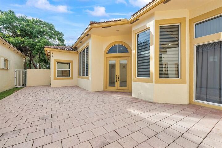 Property Photo:  5834 NW 125th Ter  FL 33076 