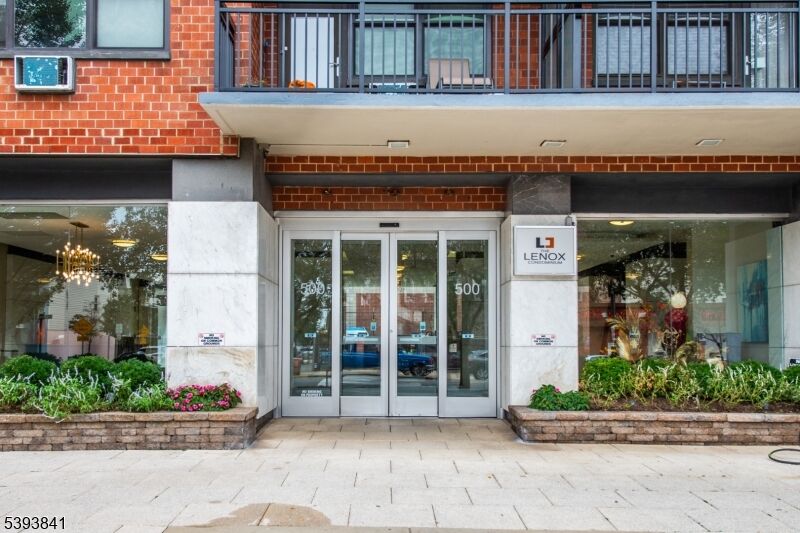 Property Photo:  500 Central Ave 717  NJ 07087