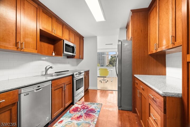 Property Photo: 1 Claridge Dr 503 NJ 07044