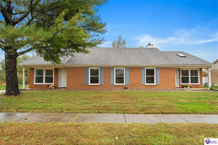 Property Photo:  1023/1025 Colonial Drive  KY 42701