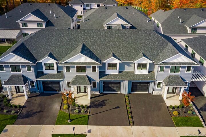 Property Photo:  38 Silverwood Circle  NY 10901 