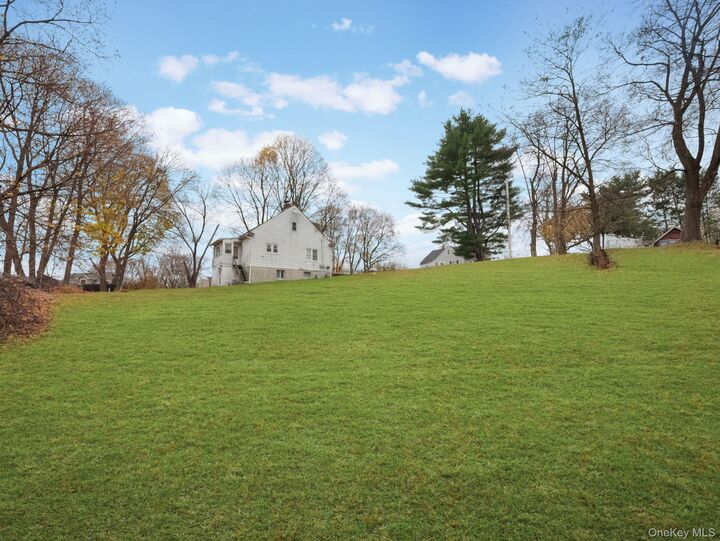 Property Photo:  14 Bellevue Road  NY 12550 