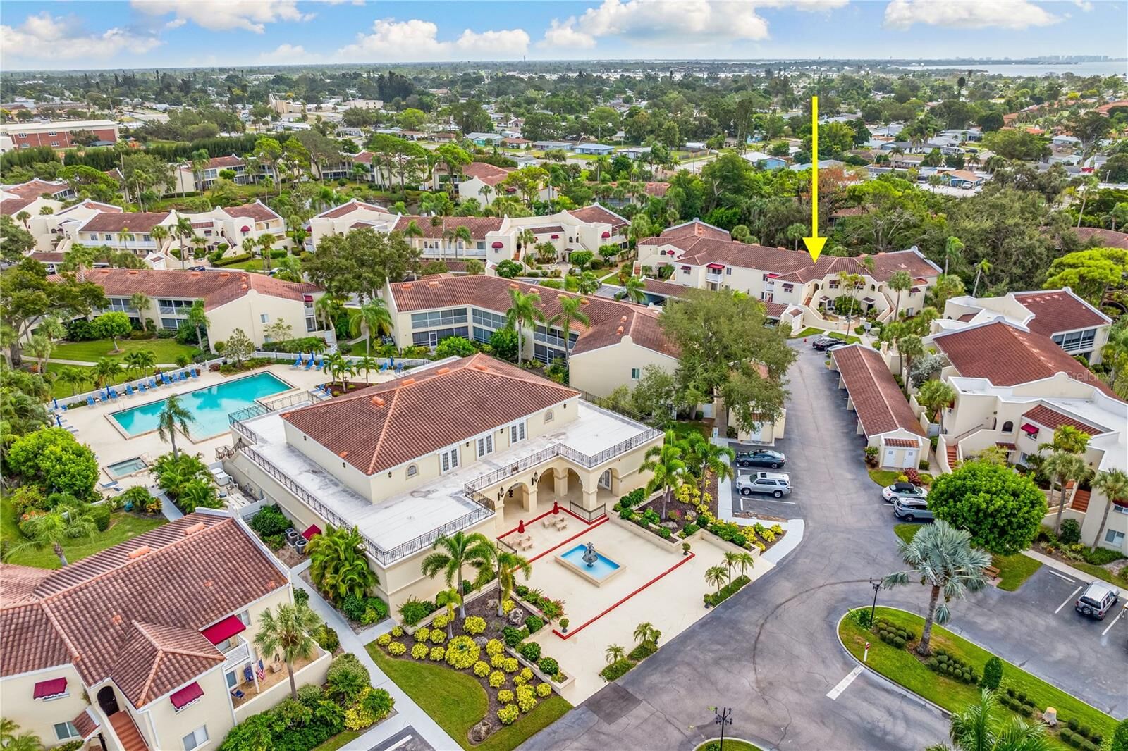 Property Photo: 6101 34th Street W 16G FL 34210