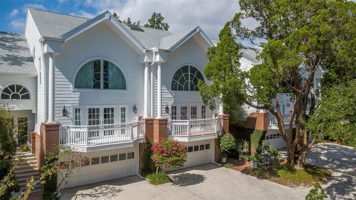 Property Photo:  5001 Pilgrims Path Way A3  FL 33611 