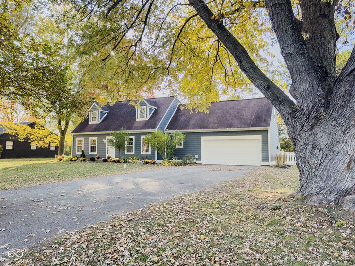 Property Photo: 9802 Hamilton Hills Lane IN 46038