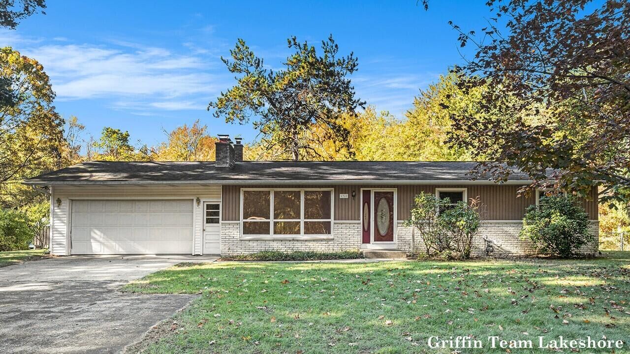 Property Photo: 6965 Holly Drive MI 49460