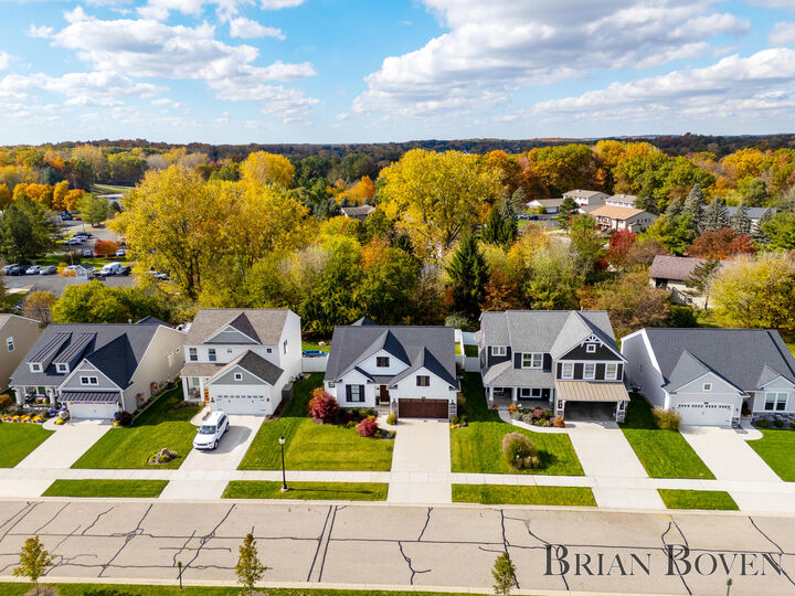 Property Photo: 6919 W Cottage Lane NE MI 49341