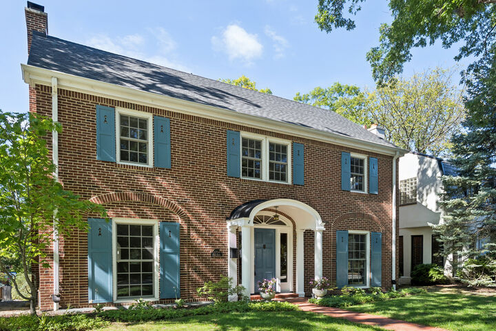 2754 Ridge Avenue  Evanston IL 60201 photo