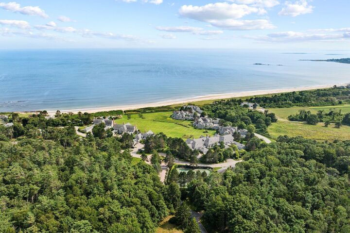 Property Photo:  6 Atlantic Drive 6  ME 04074 