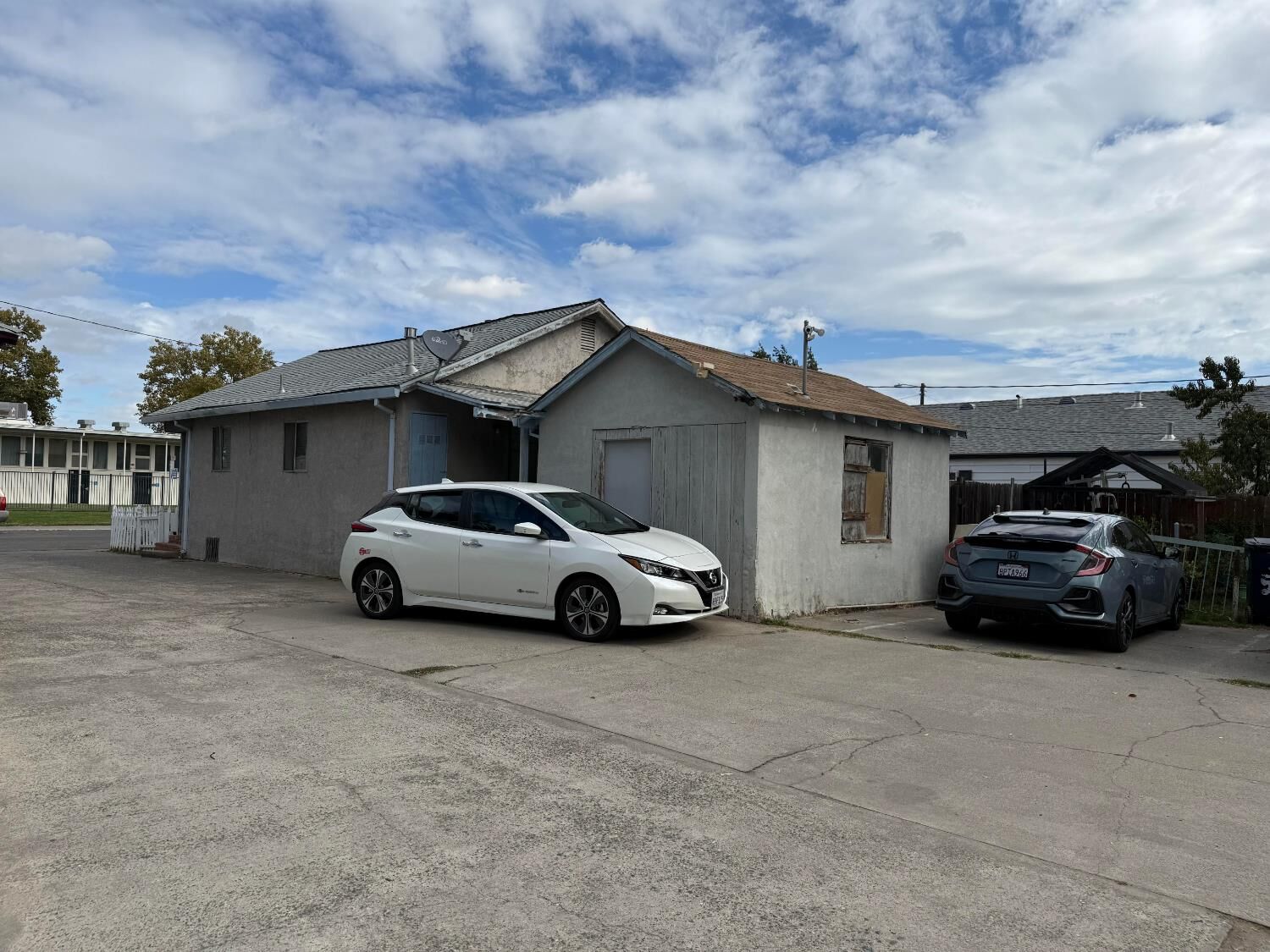 Property Photo: 560 Las Palmas Avenue CA 95815