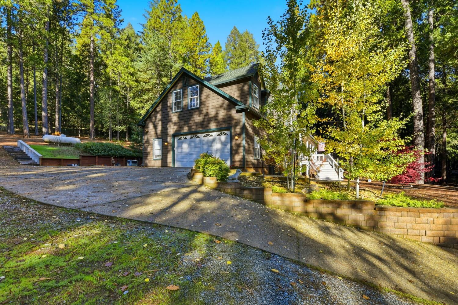 Property Photo:  2750 Kingfisher Lane  CA 95709 