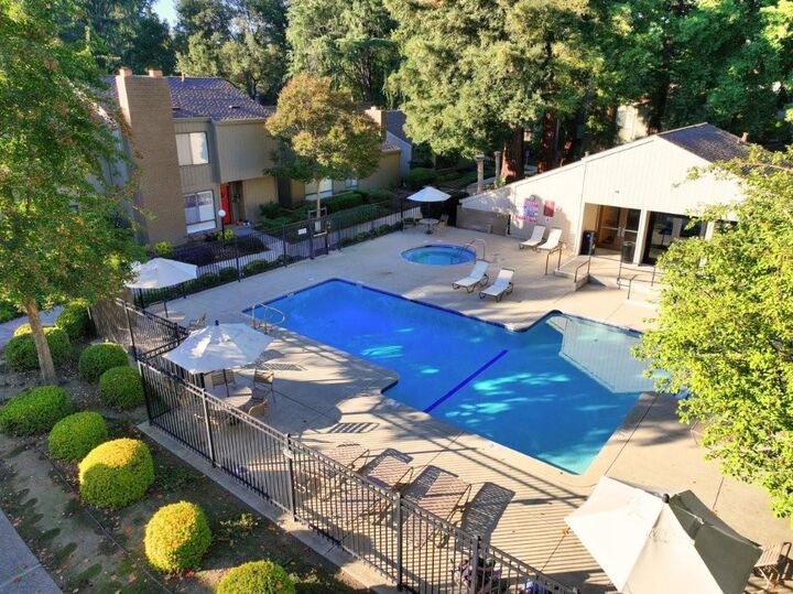 Property Photo: 104 Dunbarton Circle CA 95825