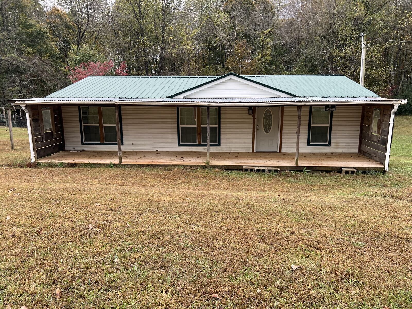 Property Photo: 295 Akins Heights Ln TN 37186
