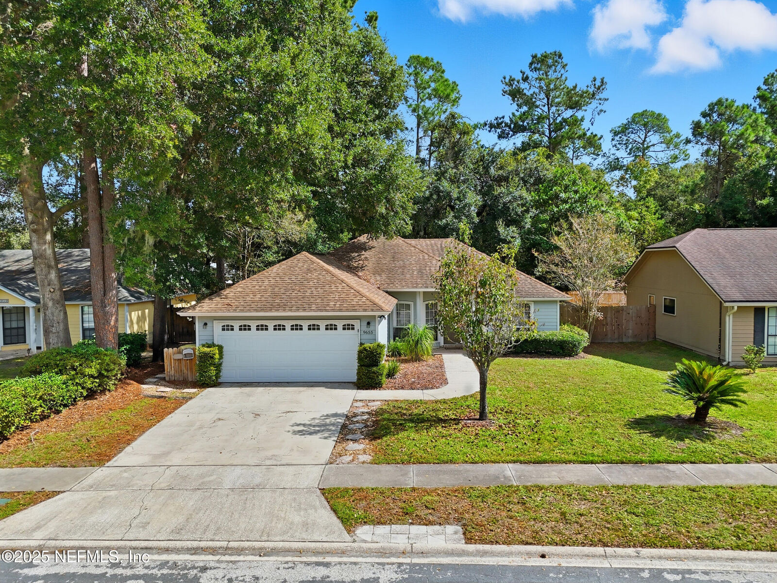 Property Photo: 9655 Bayou Bluff Drive FL 32257