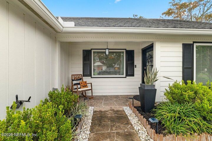 Property Photo:  2533 Bluffton Drive  FL 32224 