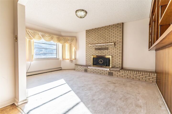 Property Photo:  516 W Park Avenue  MT 59711