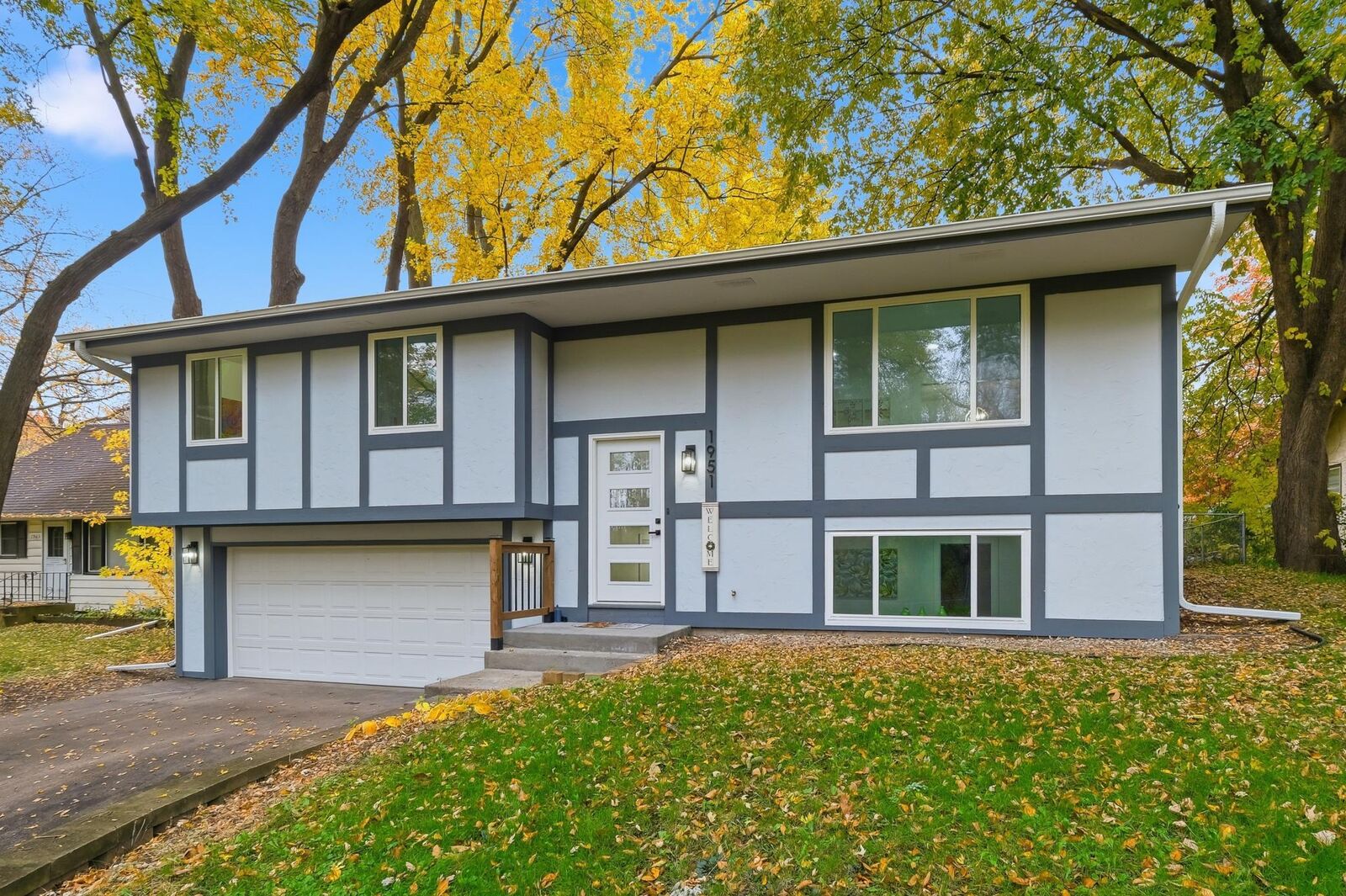 Property Photo:  1951 County Road E W  MN 55112 