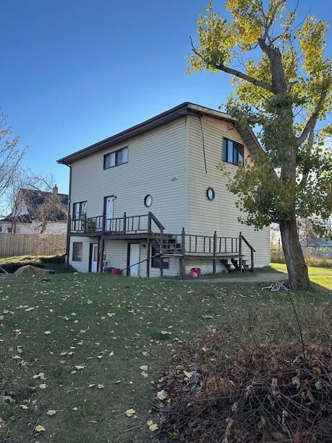 Property Photo:  210 Lake Avenue NE  MN 56601 