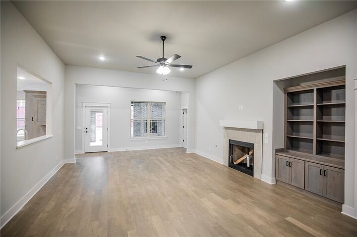 Property Photo: 304 Doral Drive AR 72718