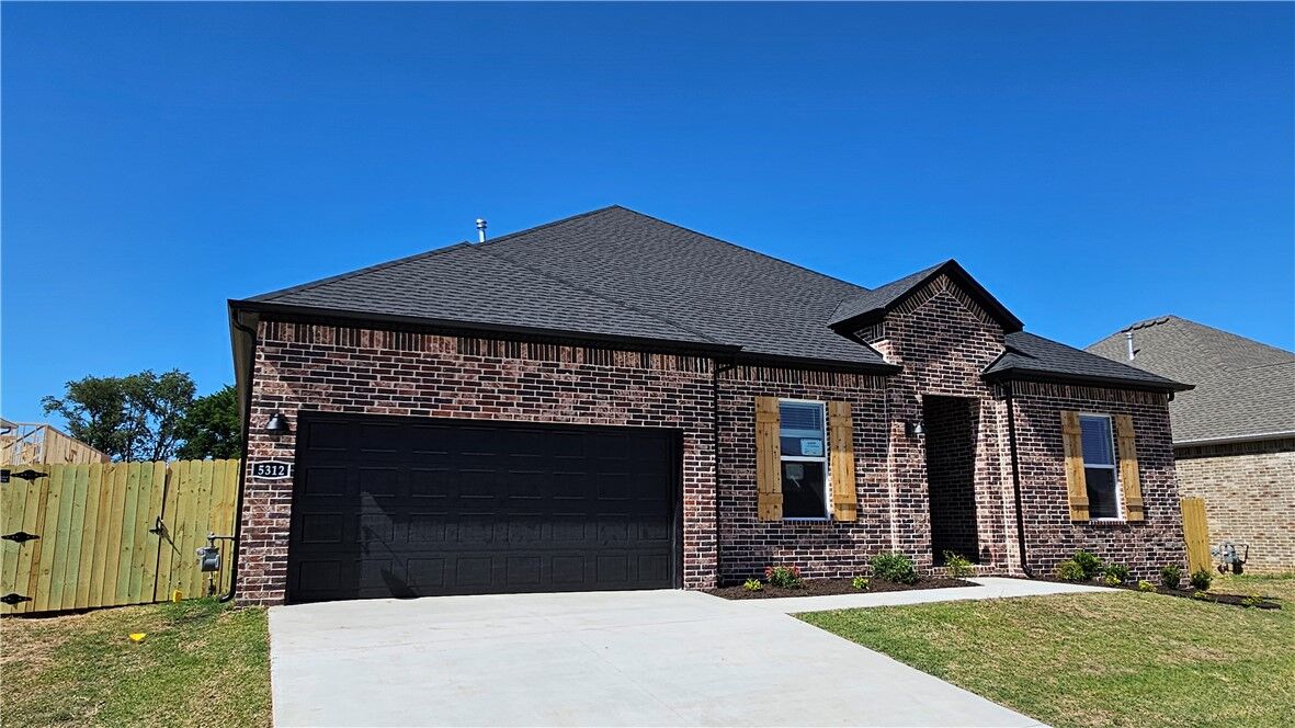Property Photo:  5312 Nicolas Avenue  AR 72762 