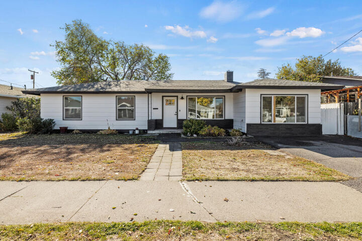 2528 Radcliffe Avenue  Klamath Falls OR 97601 photo