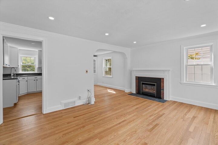 Property Photo:  91 Prentice St  MA 02451